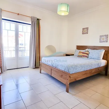 Da Oura By Sunny Deluxe Apartment