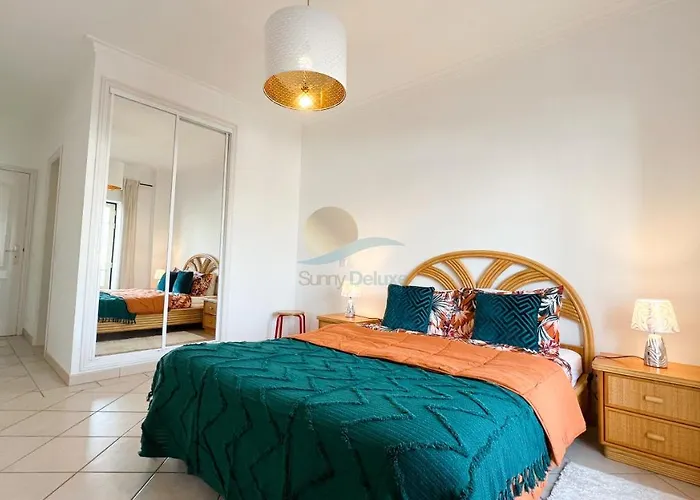 Da Oura By Sunny Deluxe Apartment *