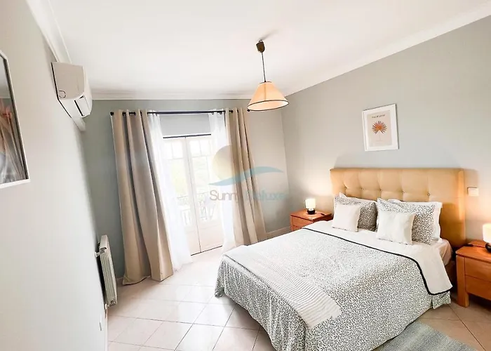 Da Oura By Sunny Deluxe Apartment