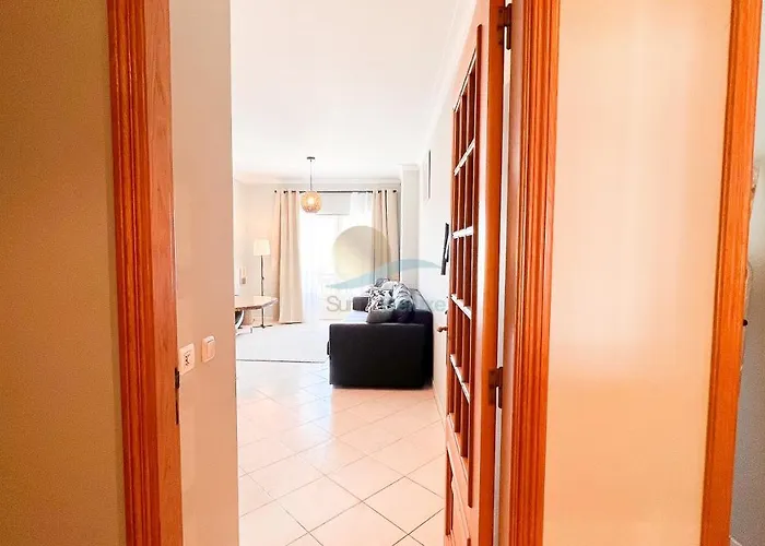 Da Oura By Sunny Deluxe Apartment